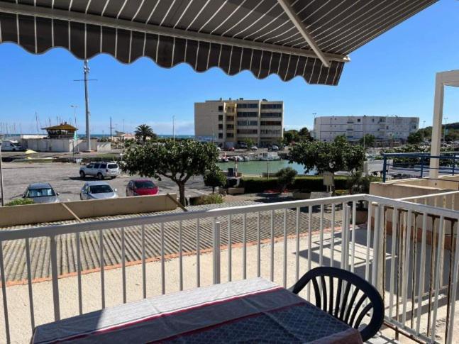 Superbe Appartement Avec Vue Sur Le Port Et Plage Saint-Pierre-la-Mer (Aude) Exterior foto